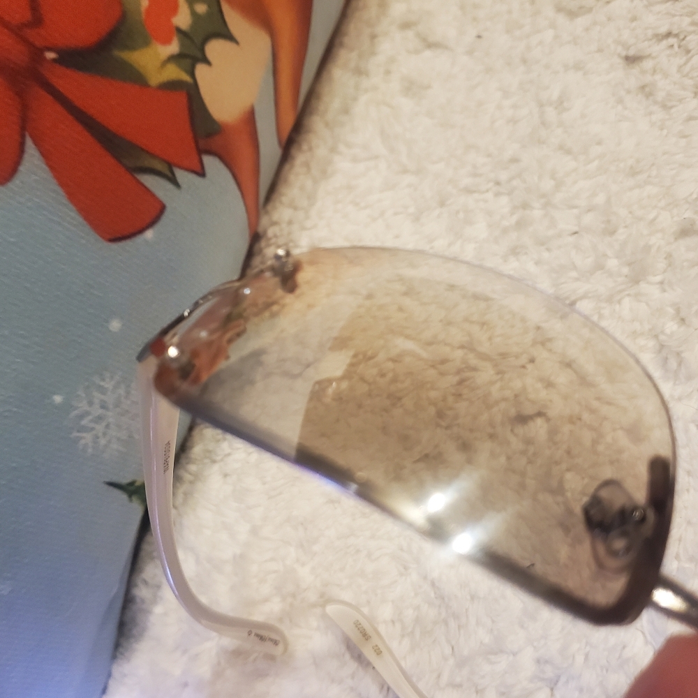 Stylish Silver Rimless Sunglasses - Picture 7 of 9